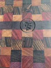 Cutting board end grain with variations of different wood species
