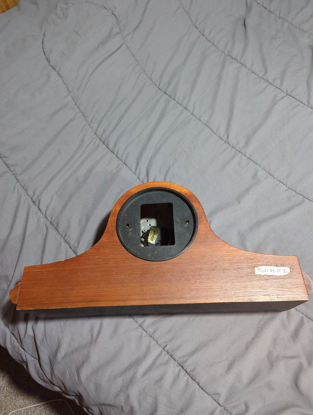 Clock Alaron quartz used