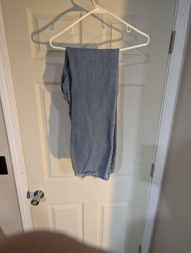 Apparel Women's Pants size 6 Levi's Jeans