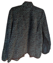 Apparel Women's jacket size Large Zig zag black and green pattern