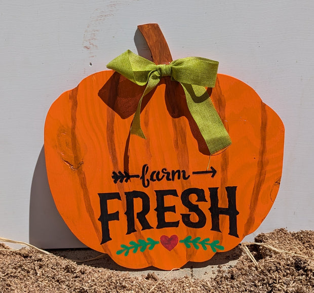 Pumpkin Sign | Farm Fresh | 15.5 inches wide