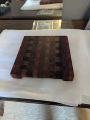 Cutting board small end grain with variations of different wood species