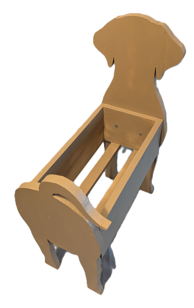 Planter shaped like a labrador for artificial or real flowers