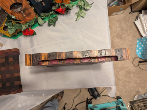 Cutting board small end grain with variations of different wood species